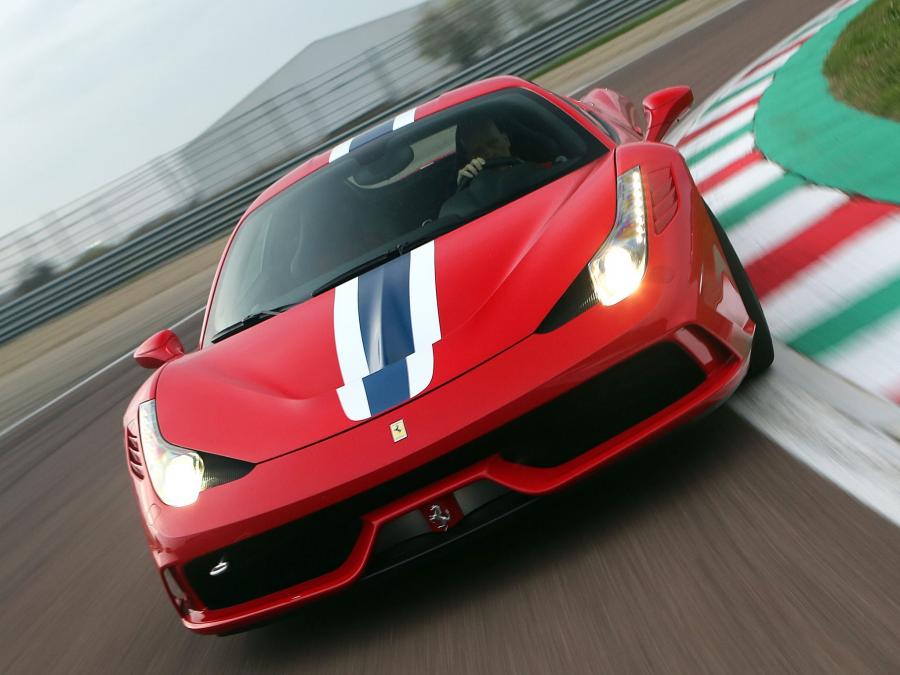  Ferrari 458 Speciale 2013 года  (фото 18 из 43)